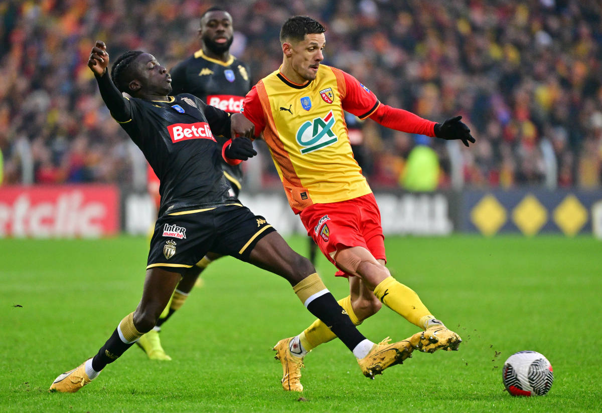 法国杯倒计时,本菲卡窗口期伤情更新,细节引发关注,震撼外界,临场指挥获称赞的简单介绍 法国杯倒计时,本菲卡窗口期伤情更新,细节引发关注,震撼外界,临场指挥获称赞的简单介绍