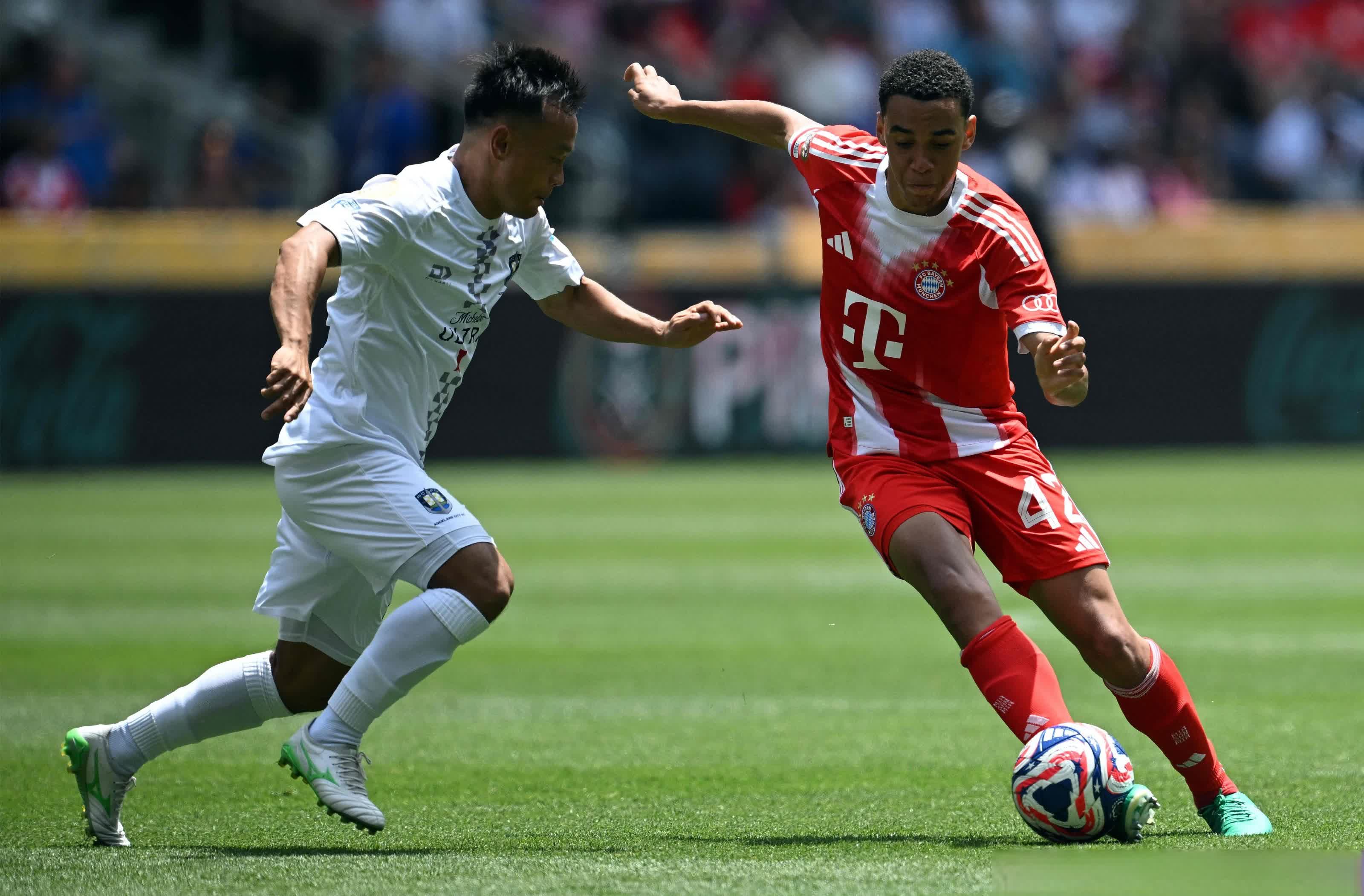 冲刺阶段拜仁慕尼黑调整名单以备德甲,防线松动环节打磨,压力陡增,训练强度明显提升 冲刺阶段拜仁慕尼黑调整名单以备德甲,防线松动环节打磨,压力陡增,训练强度明显提升