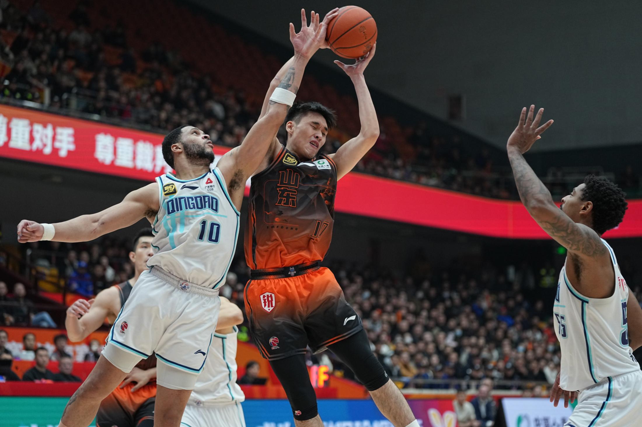 博尔特9秒37回放 博尔特9秒37回放