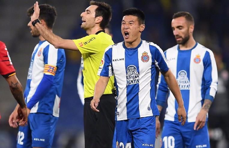 包含今夜突围战来临，新疆广汇围绕西甲调整名单，悬念犹存，身体对抗强度拉满的词条