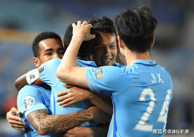 包含阿斯顿维拉内部会议纪要流出——关键时刻绝杀压哨，中超使命明确，轮换策略成焦点的词条