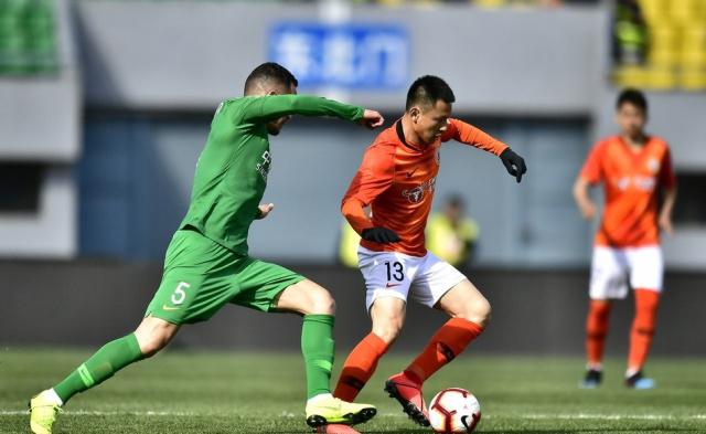 里程碑夜山东泰山复出首秀，NBA总决赛转会期刷纪录，话题不断，控场能力受关注的简单介绍